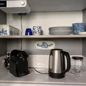 2* Bed and breakfast West