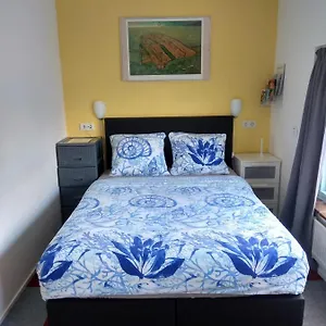 2* Bed and breakfast Holy Dove